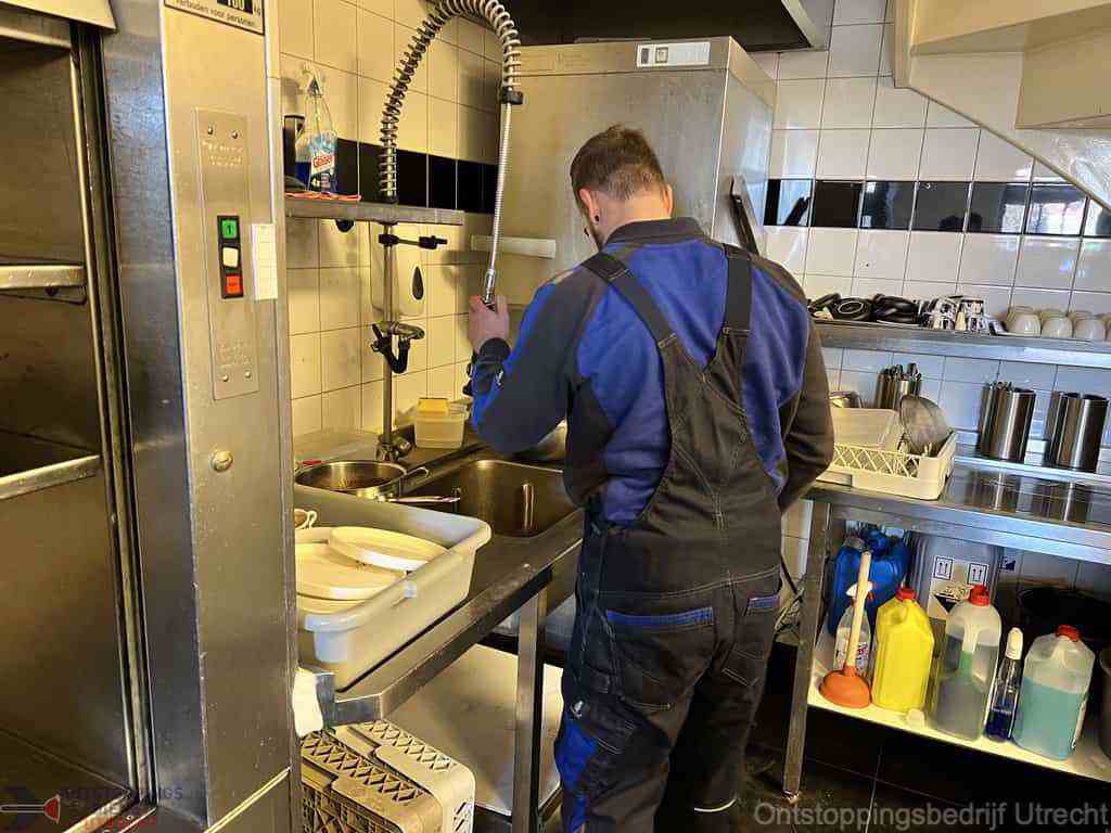 Ontstoppen Gootsteen Utrecht Ontstoppen Gootsteen Utrecht